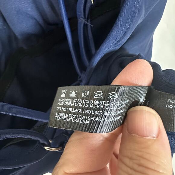 NWOT Hurley Women's One Piece Cross Back Swimsuit Sz XL Navy Blue‎ - Picture 3 of 10